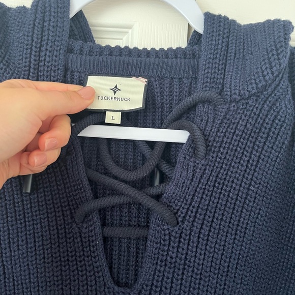 Tuckernuck Navy Knit Declan Pullover sweater size large navy blue hooded knit - Picture 6 of 11